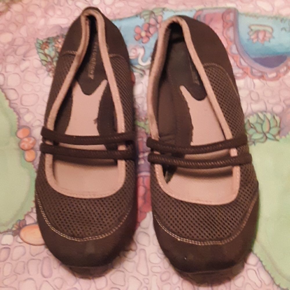 PREDICTIONS BROWN & PINK MARY JANE BALLET FLATS SIZE 7 1/2